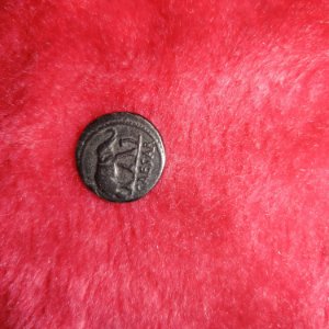 Can-Anyone-Tell-Me-If-These-Coins-Are-Worth-Anything-Now-With-Pics